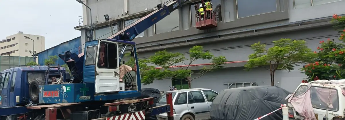 Professional glass and window cleaning service Pakistan β Pest Orbit